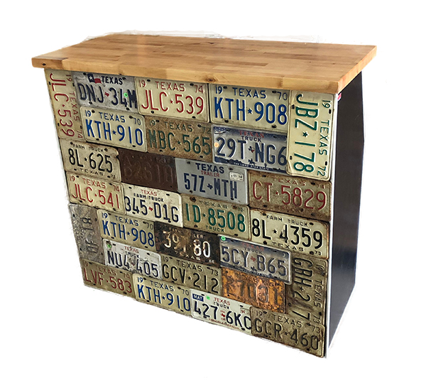 98.License Plate Bar